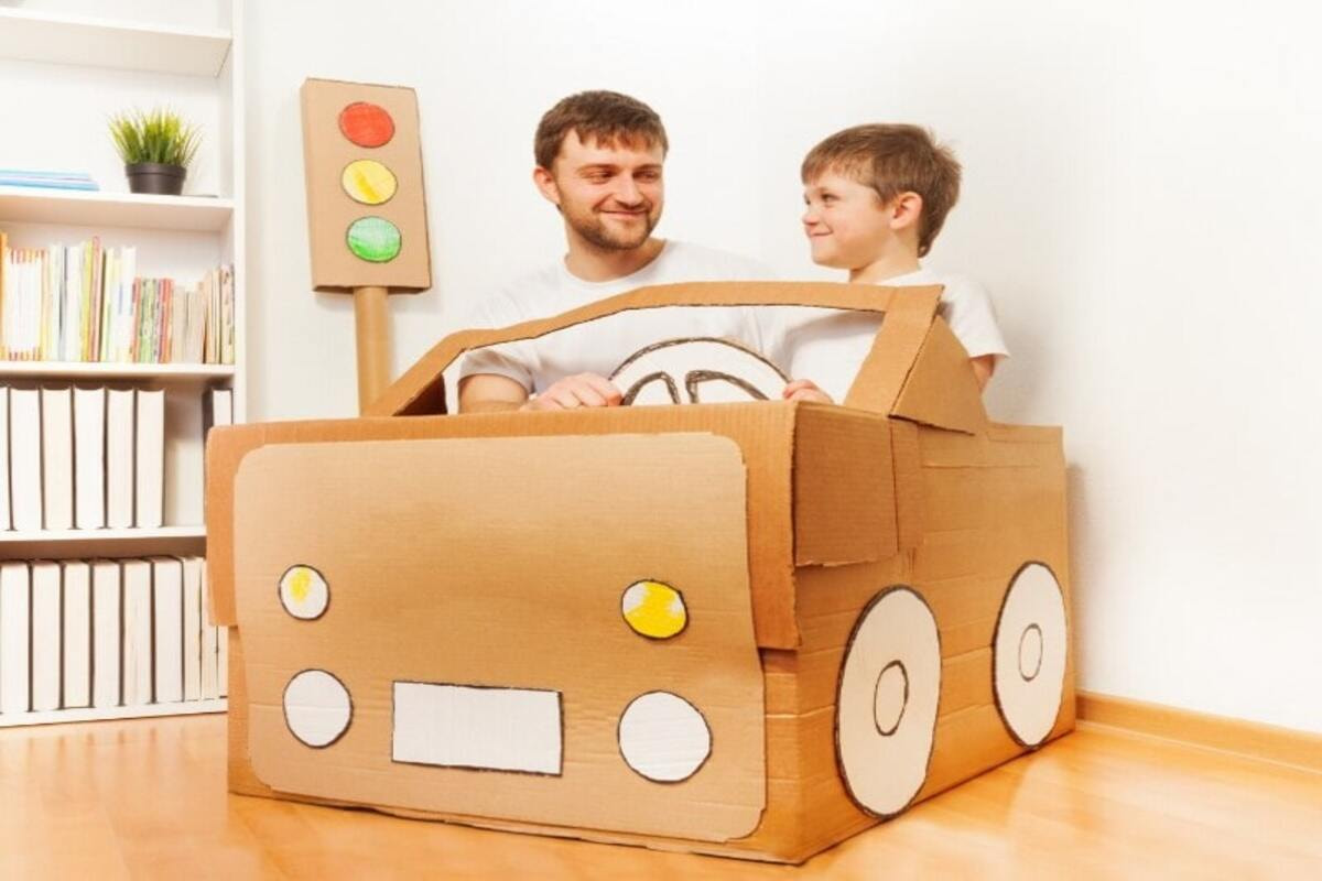Hướng dẫn làm ô tô từ thùng carton cho bé từ A -Z