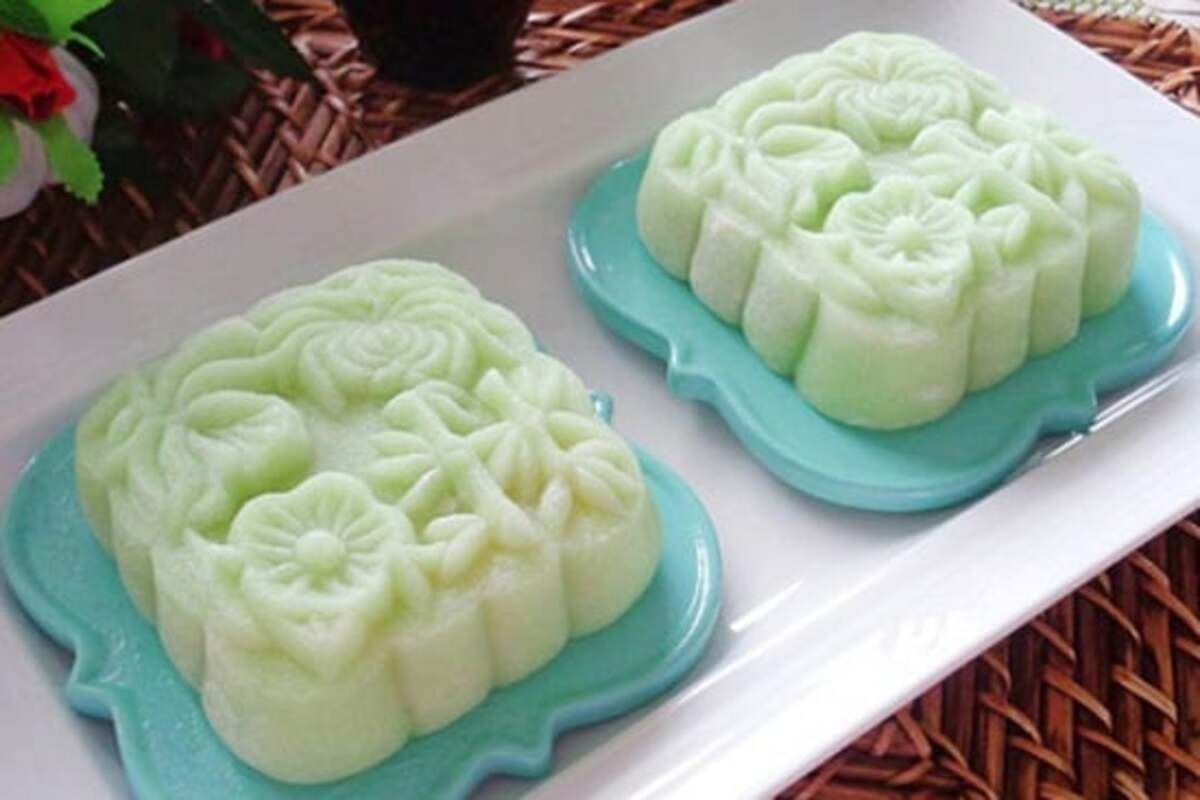 Chia sẻ cách làm bánh Trung thu dẻo nhân sữa dừa thơm ngon tại nhà