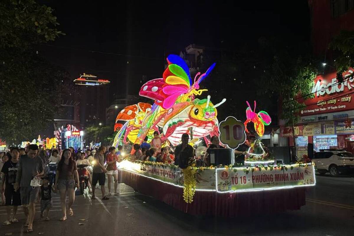Đêm hội Trung thu Tuyên Quang có gì hấp dẫn mà thu hút hàng triệu du khách? 6 Trung thu Tuyên Quang: Đêm hội hấp dẫn hàng triệu du khách