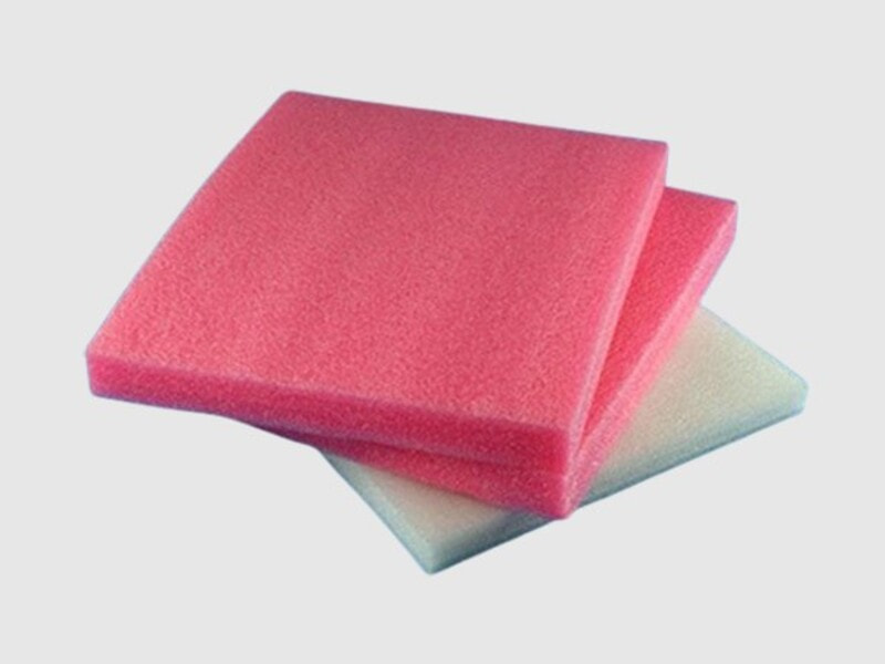 Xốp chống tĩnh điện là gì? Phân loại và tiêu chuẩn kỹ thuật 9 Tại sao xốp chống tĩnh điện là vật tư không thể thiếu?