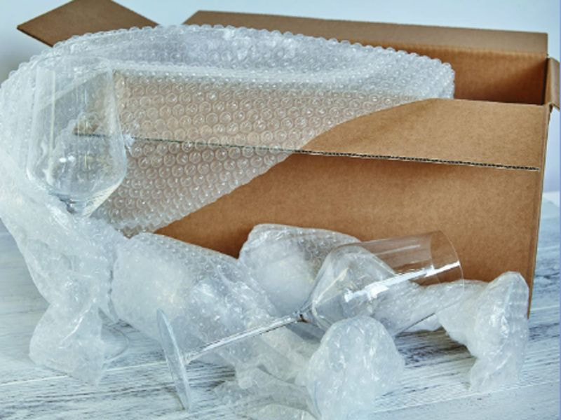 Hướng dẫn cách kết hợp xốp nổ và carton để tối ưu chi phí từ A-Z. 13 Hoàn thiện cách kết hợp xốp nổ và carton để tối ưu chi phí mà vẫn đảm bảo kiện hàng chắc chắn.